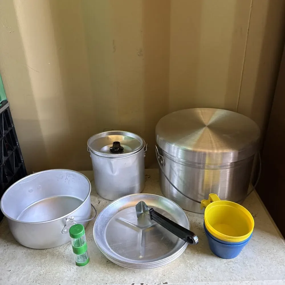 VTG Aluminum Four Person Cook Set Academy Broadway No. 444- Camping Open Box